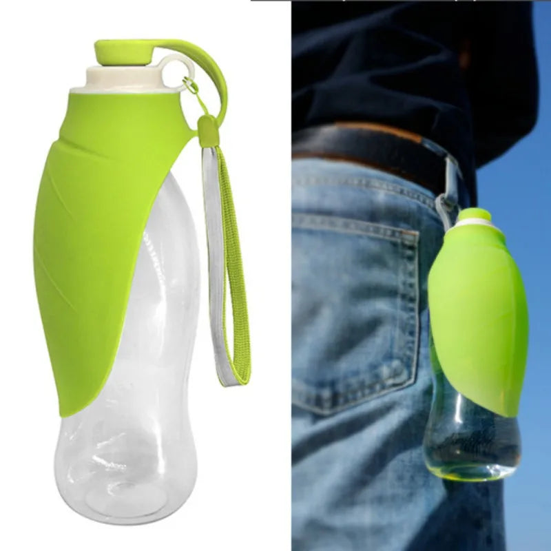 AquaPaw™ – Trinkflasche mit Napf für Hunde & Katzen | 580 ml